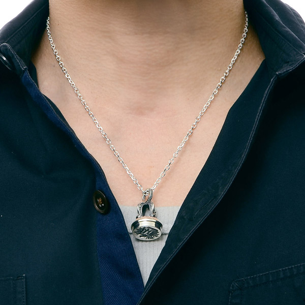 シルバーネックレス