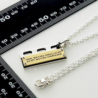 シルバーネックレス