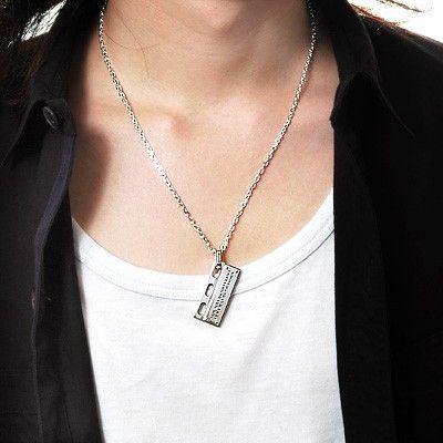 シルバーネックレス