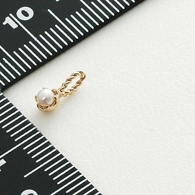 イエローゴールドペンダントトップ