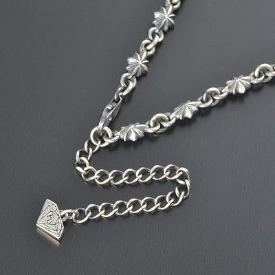 シルバーネックレス