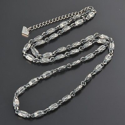 シルバーネックレス