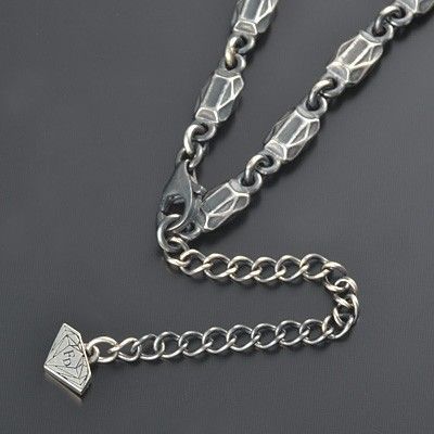 シルバーネックレス