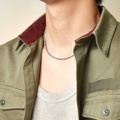 シルバーネックレス