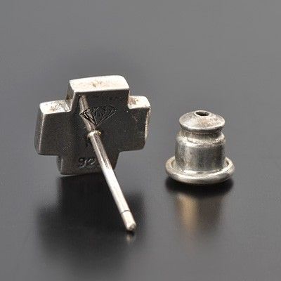 シルバースタッドピアス(片耳用)