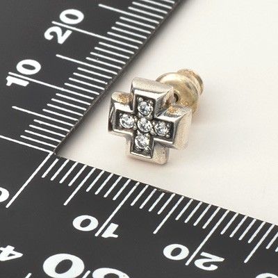 シルバースタッドピアス(片耳用)