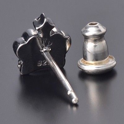 シルバースタッドピアス(片耳用)