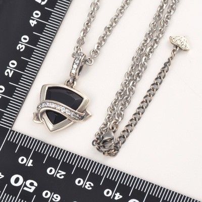 シルバーネックレス