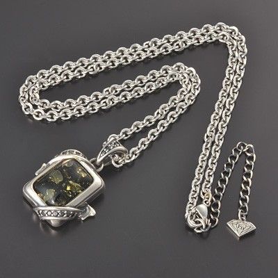 シルバーネックレス