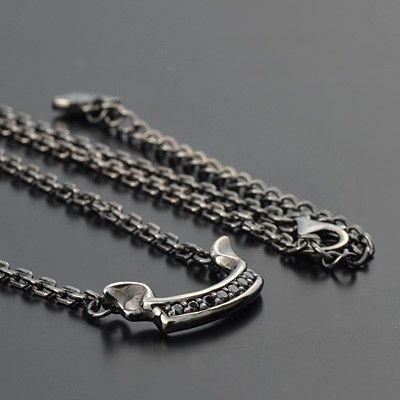 シルバーネックレス