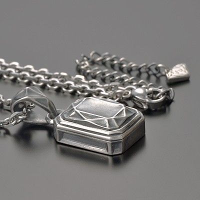 シルバーネックレス