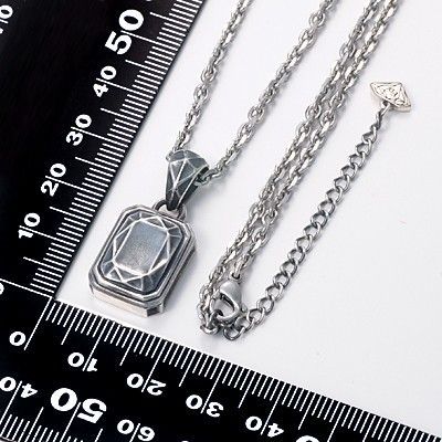 シルバーネックレス