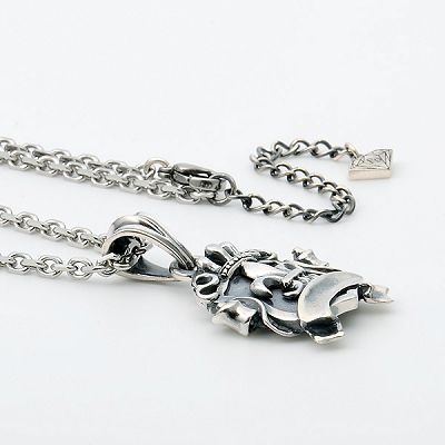 シルバーネックレス