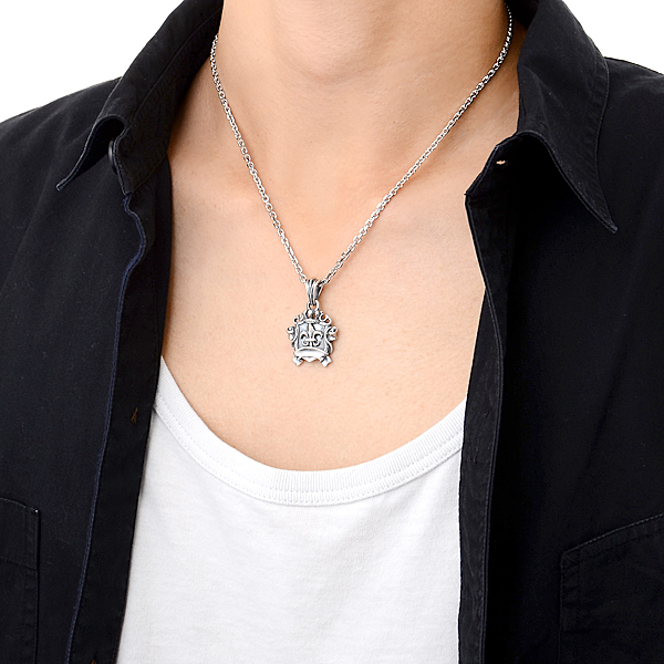 シルバーネックレス