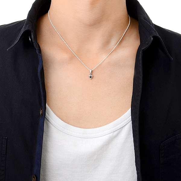 シルバーネックレス