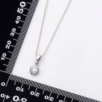 シルバーネックレス