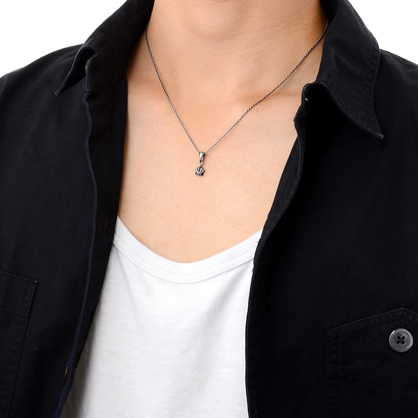 シルバーネックレス