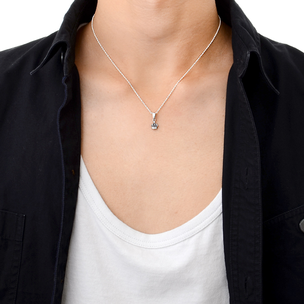 シルバーネックレス