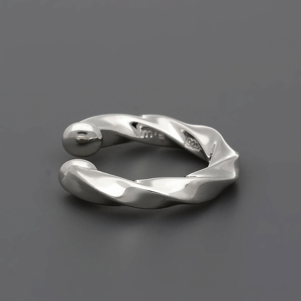 シルバーイヤーカフ