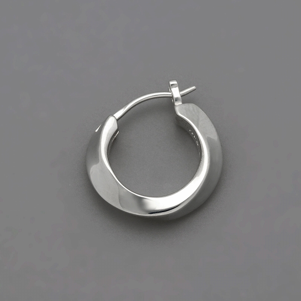 シルバーピアス