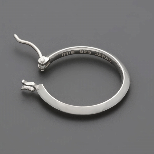 シルバーピアス