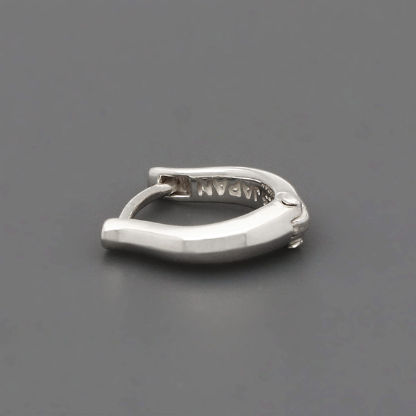 シルバーピアス