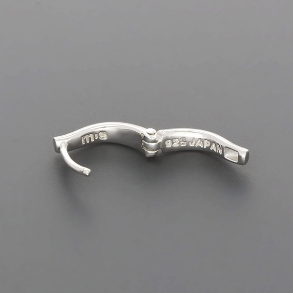 シルバーピアス