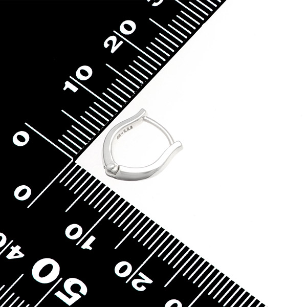 シルバーピアス