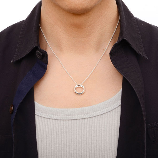 シルバーネックレス