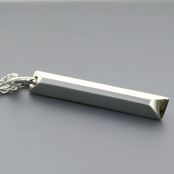 シルバーネックレス