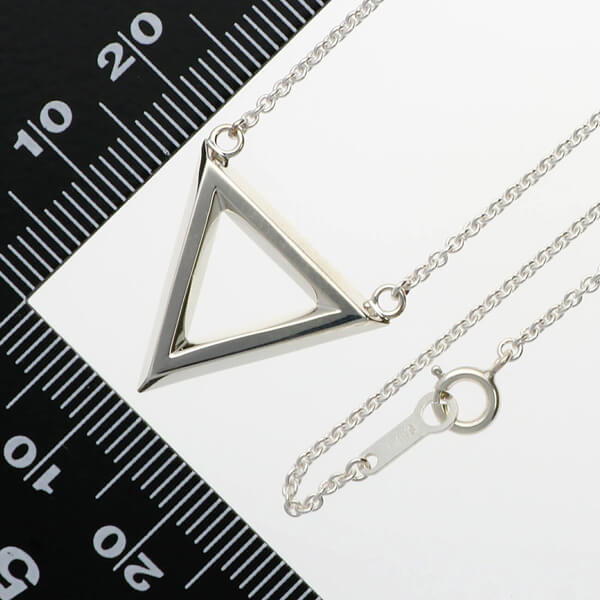 シルバーネックレス