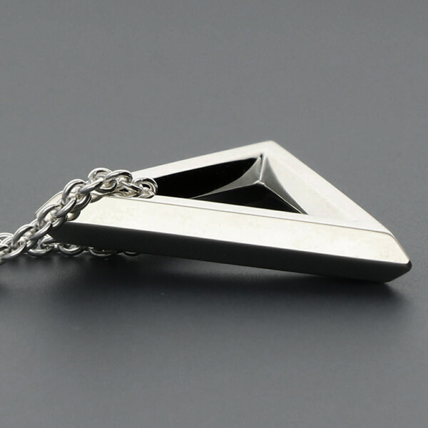 シルバーネックレス