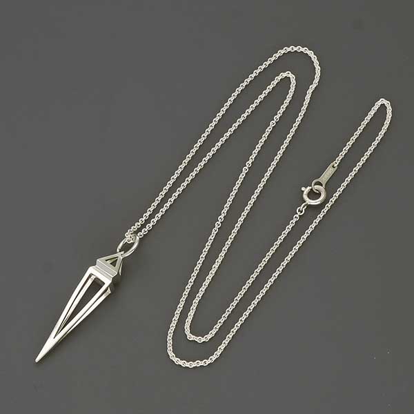 シルバーネックレス