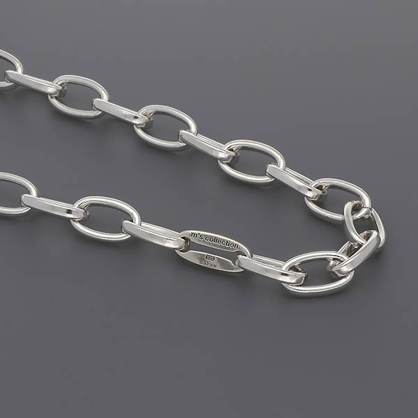 シルバーネックレス