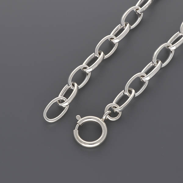 シルバーネックレス