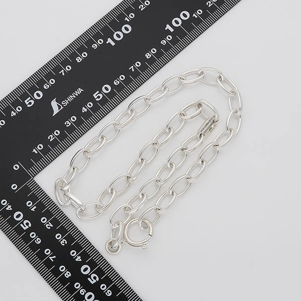 シルバーネックレス