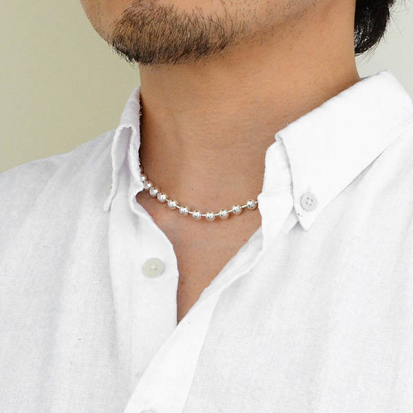 シルバーネックレス