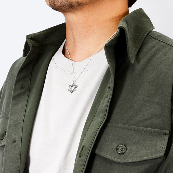 シルバーネックレス