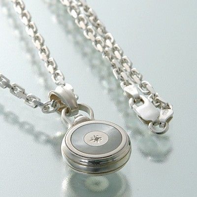 シルバーネックレス