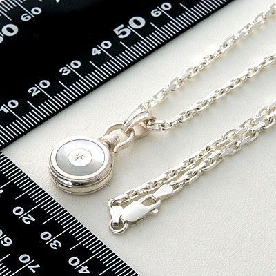 シルバーネックレス