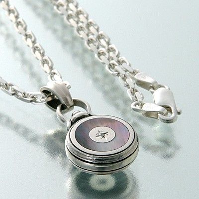 シルバーネックレス