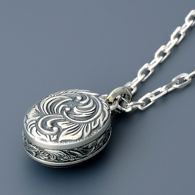 シルバーネックレス