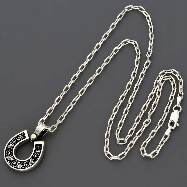 シルバーネックレス