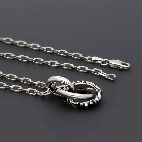 シルバーネックレス