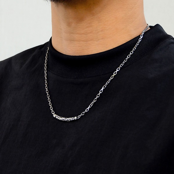 シルバーペアネックレス