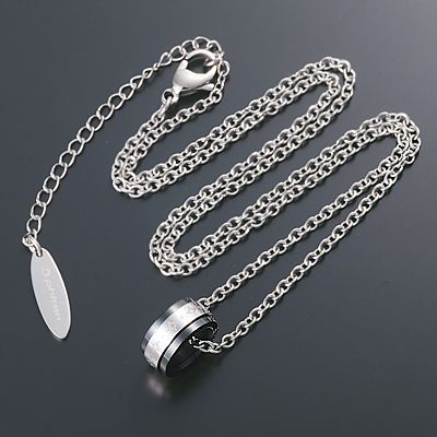 チタンネックレス