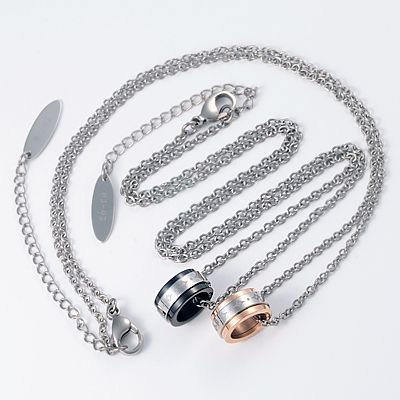 チタンペアネックレス