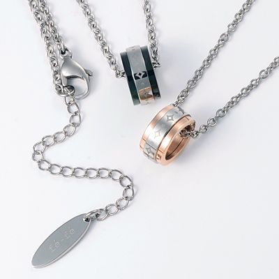 チタンペアネックレス