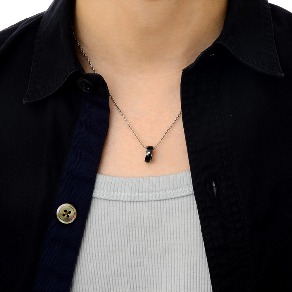 チタンペアネックレス