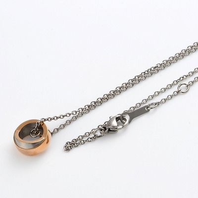 チタンネックレス